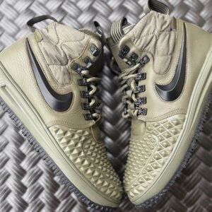 Nike Men’s Olive Green High-Top Sneakers with Black Swoosh